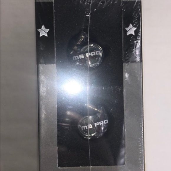 Mee Audio M6 Pro Noise Isolating In-Ear Headphones - Picture 7 of 13